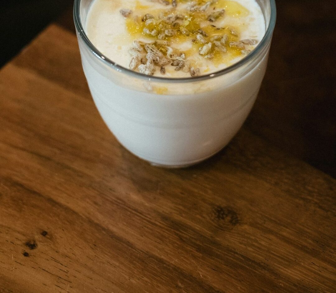 Iogurte Natural em casa: A receita caseira e os segredos para um intestino mais forte